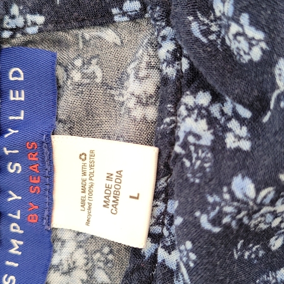 Blouse size Large - Picture 4 of 5